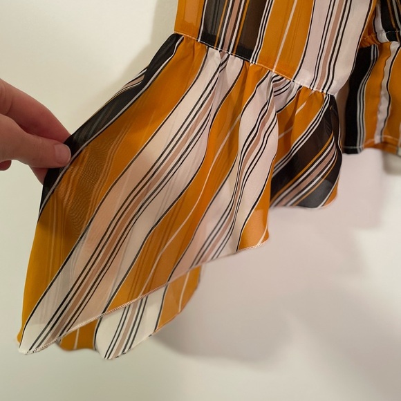 GUESS Off The Shoulder, Sheer Boho Blouse With Bell Sleeve, Size L - Picture 7 of 7